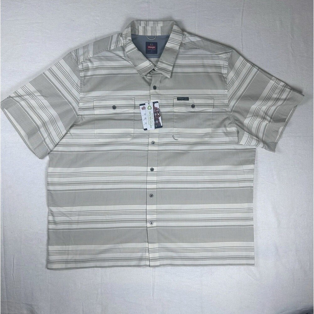 Men’s 2XL Wrangler Outdoor Utility Button Down Shirt. Plaid, Moisture Wicking.